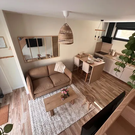 De Charme En Pierre Ferienhaus *