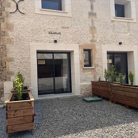 De Charme En Pierre Ferienhaus *