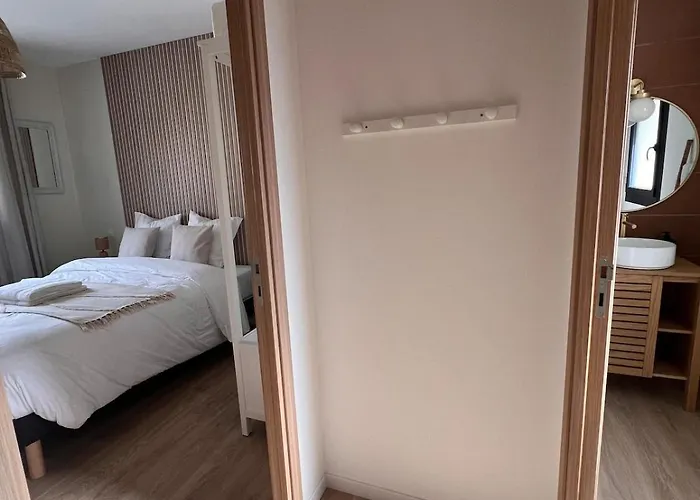 De Charme En Pierre Holiday home Airan