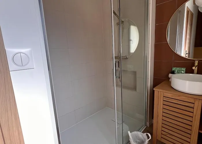 De Charme En Pierre Holiday home *