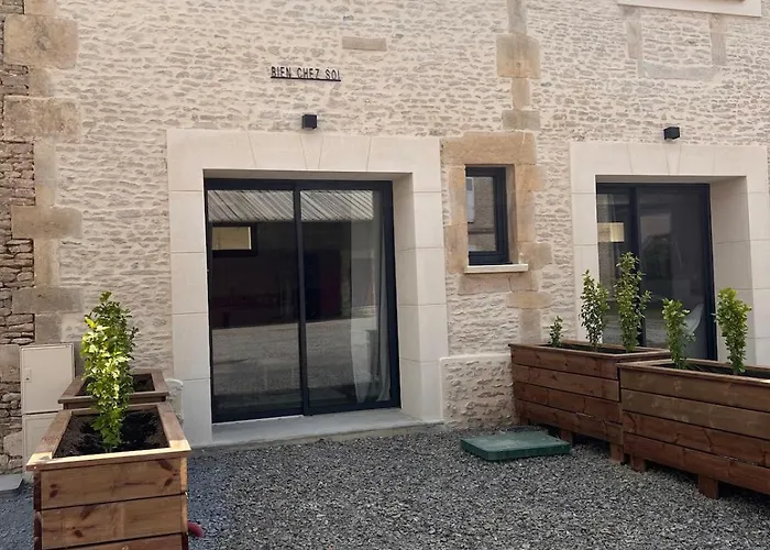 De Charme En Pierre Holiday home *